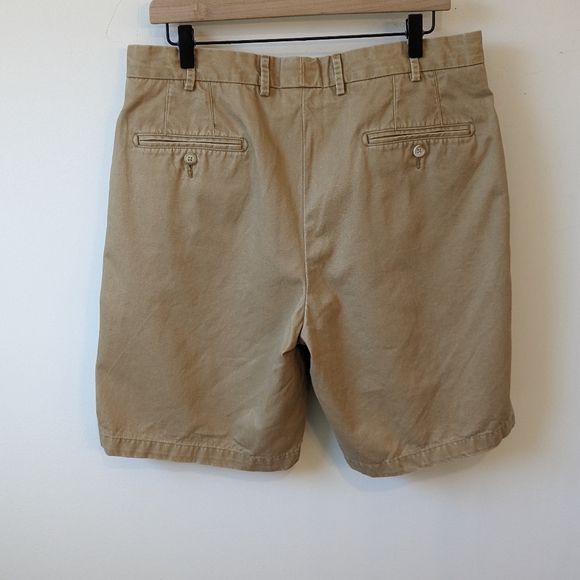 Peter Millar Pima Cotton Nantucket Chino Shorts in Faded Khaki - Picture 3 of 5